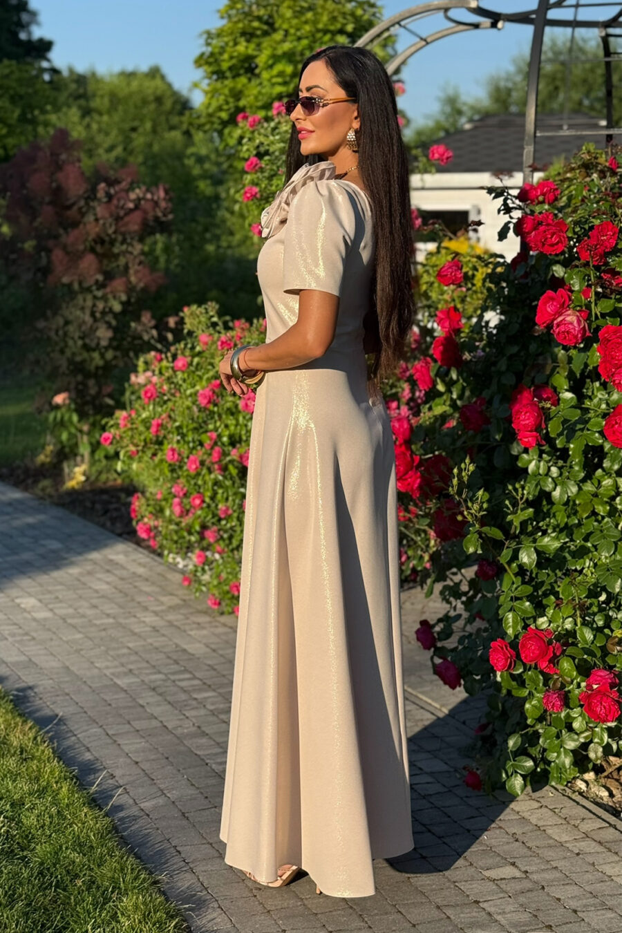 Elegancka sukienka na wesele RUBI maxi / Beżowy Błysk
