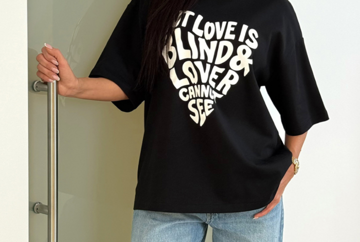 T-shirt damski BLIND – czarny z białym nadrukiem