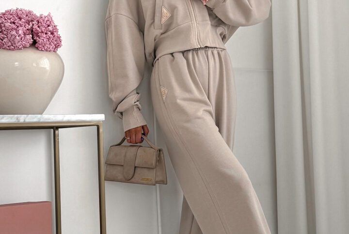 Dres damski BE POSITIVE – bawełniany komplet – Beżowy