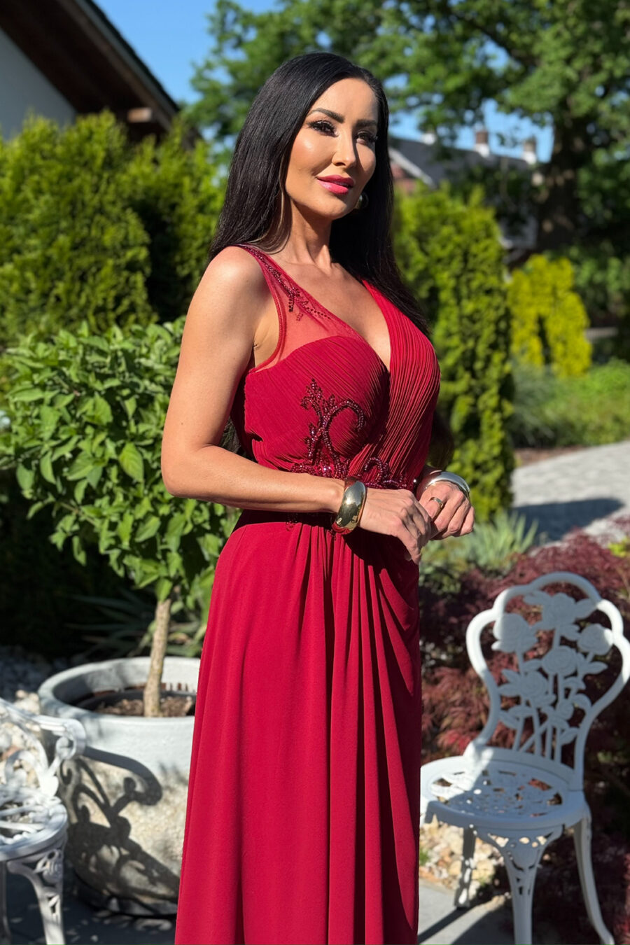 Sukienka Maxi Bordowa Plus Size – zdobiona aplikacją – BH 5391